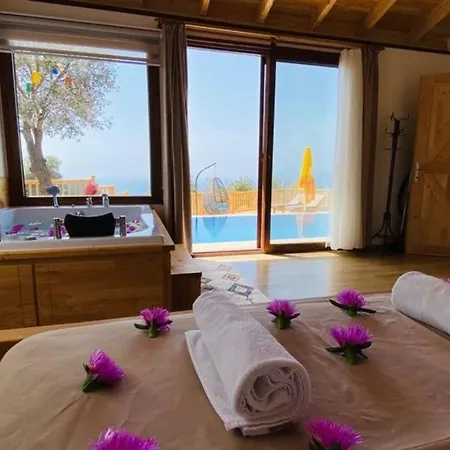Vanya Sea And Nature View 페티예